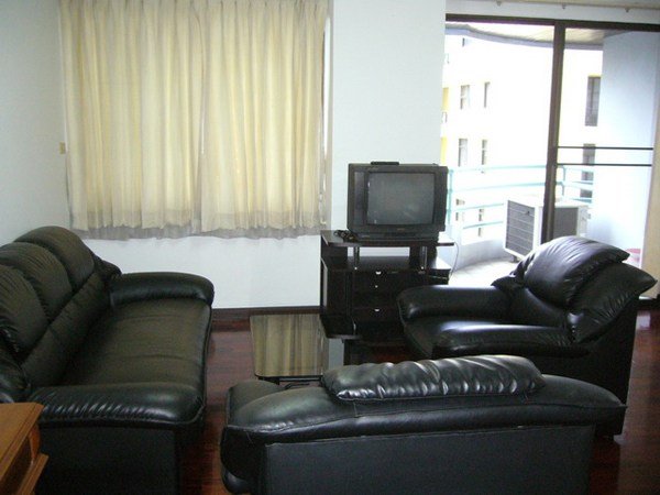 <strong>Pearl Garden Silom apartment for rent</strong>